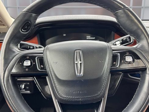 Used 2022 Lincoln Aviator Reserve w/ Equipment Group 201A AWD/4WD image 34