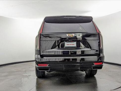 Used 2023 Cadillac Escalade Sport image 7