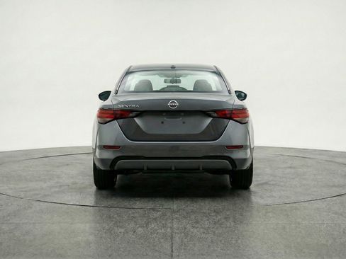 Used 2025 Nissan Sentra SV image 7