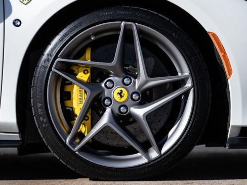 Used 2023 Ferrari F8 Tributo image 35