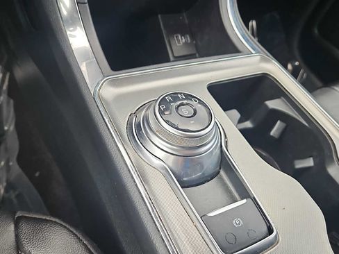 Used 2022 Ford Edge Titanium AWD/4WD image 21