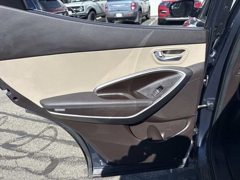 Used 2017 Hyundai Santa Fe Sport image 20