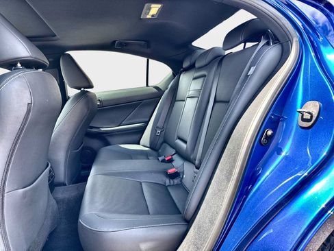 Used 2025 Lexus IS 350 F Sport RWD image 12