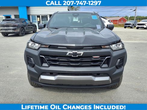 Used 2024 Chevrolet Colorado Trail Boss w/ Advanced Trailering Package image 2