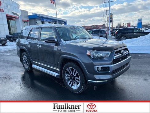 Used 2018 Toyota 4Runner Limited image 2
