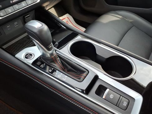 Used 2023 Nissan Altima 2.0 SR image 19