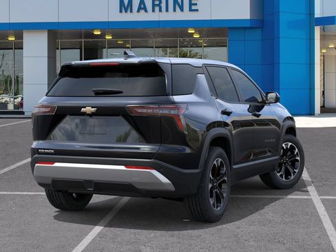 New 2027 Chevrolet Equinox LT w/ LPO, Floor Liner Package FWD image 4