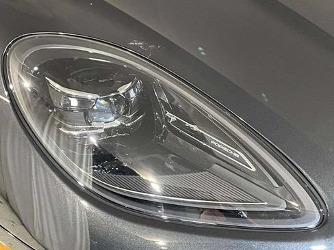 Certified 2026 Porsche Macan S AWD/4WD image 11