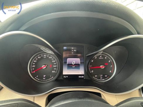 Used 2017 Mercedes-Benz GLC 300 w/ Premium 1 Package image 25