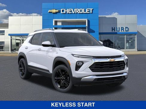 New 2026 Chevrolet TrailBlazer LT w/ Midnight Edition AWD/4WD image 8