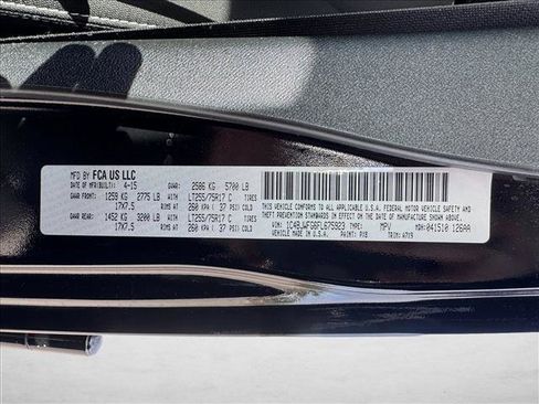 Used 2015 Jeep Wrangler Unlimited Rubicon w/ Connectivity Group image 18