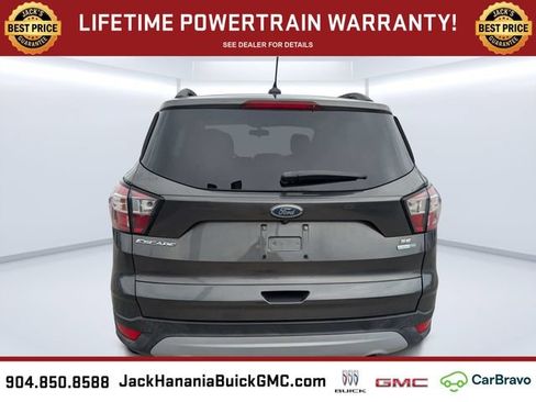Used 2018 Ford Escape SE w/ SE Sync 3 Package AWD/4WD image 4