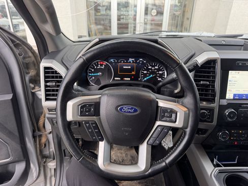 Used 2021 Ford F250 Lariat w/ Chrome Package image 6