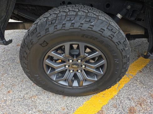 Used 2025 Ford F150 Tremor AWD/4WD image 19