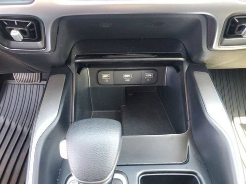 Used 2022 Kia Sorento LX AWD/4WD image 25
