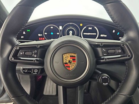 Used 2021 Porsche Taycan Turbo S image 23