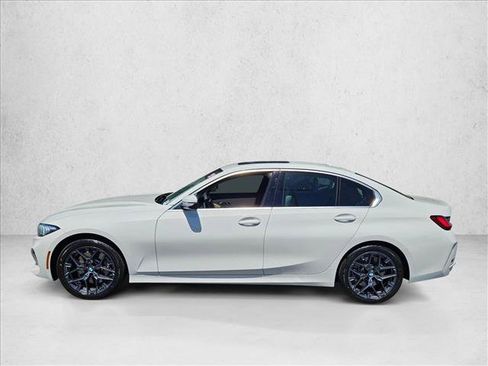 Used 2026 BMW 330i Sedan RWD image 9