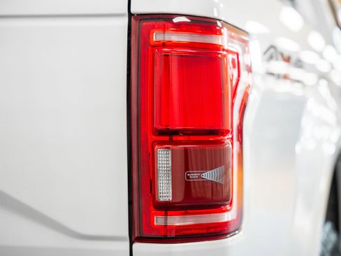 Used 2015 Ford F150 Lariat w/ Equipment Group 501A Mid image 22