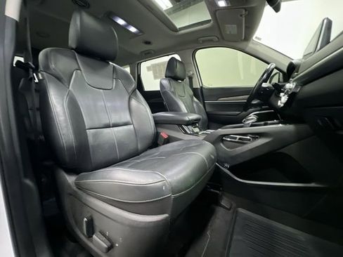 Used 2022 Kia Telluride EX w/ EX Premium Package image 28