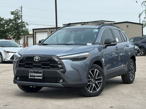 New 2026 Toyota Corolla Cross XLE FWD image 36