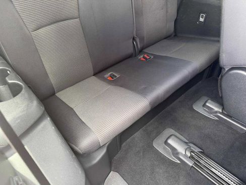 Used 2020 Toyota Highlander L image 53