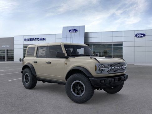 New 2026 Ford Bronco Badlands image 32