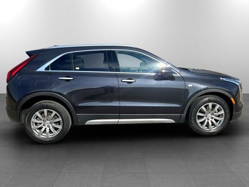 Used 2023 Cadillac XT4 Premium Luxury image 4