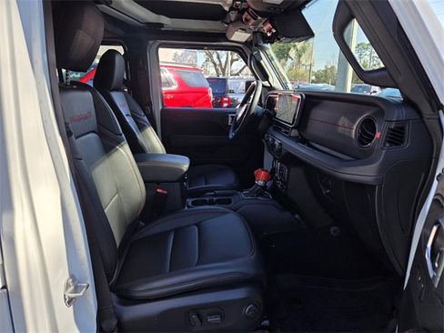 Used 2025 Jeep Gladiator Rubicon image 24