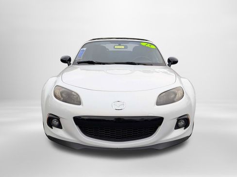 Used 2015 MAZDA MX-5 Miata Club RWD image 17