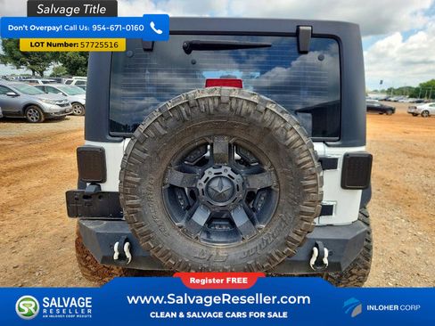 Used 2014 Jeep Wrangler Unlimited Sport w/ Connectivity Group AWD/4WD image 8