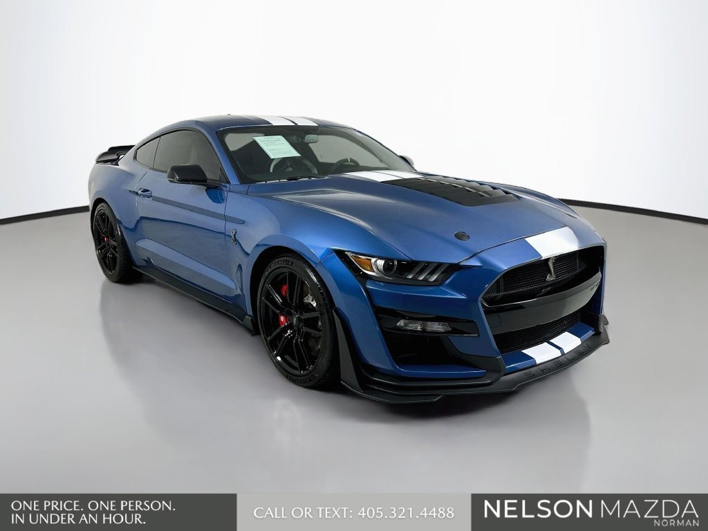 Used 2020 Ford Mustang Shelby GT500 w/ Technology Package RWD image 3