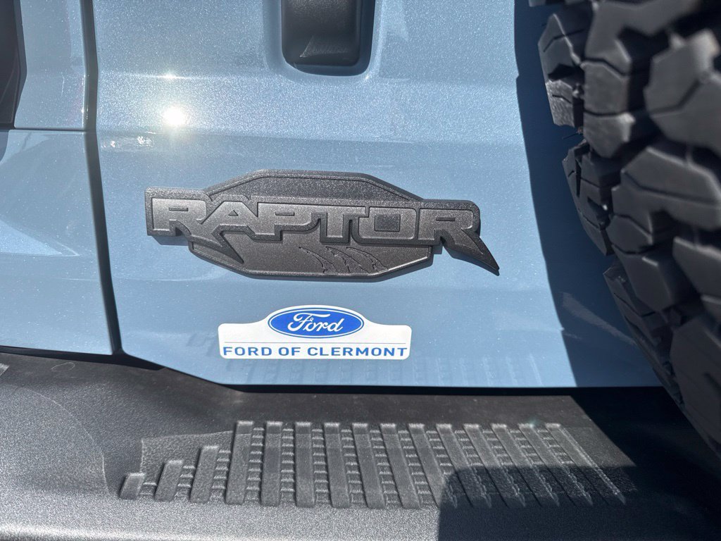 Used 2025 Ford Bronco Raptor w/ Interior Carbon Fiber Pack AWD/4WD image 12