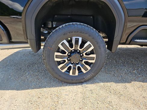 New 2026 GMC Sierra 3500 Denali Ultimate AWD/4WD image 31
