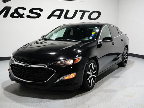 Used 2021 Chevrolet Malibu RS image 3