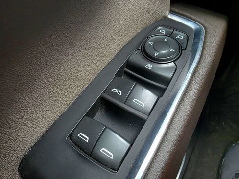 Used 2022 Chevrolet Silverado 1500 LT w/ Max Trailering Package AWD/4WD image 24