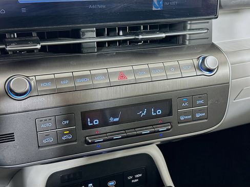 Used 2024 Hyundai Kona SEL image 23