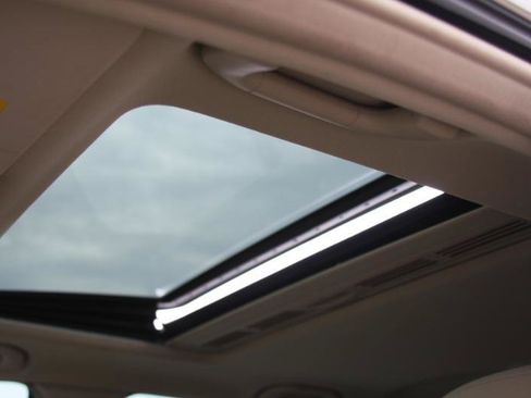 Used 2011 Mercedes-Benz C 300 4MATIC Sedan image 36