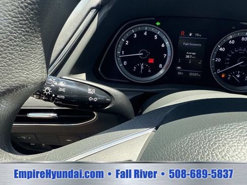 Certified 2023 Hyundai Sonata SEL w/ Cargo Package FWD image 29