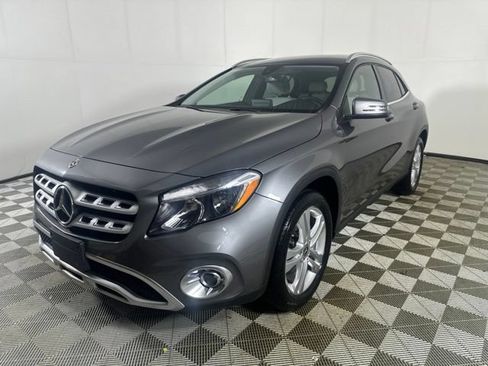 Used 2018 Mercedes-Benz GLA 250 4MATIC image 3