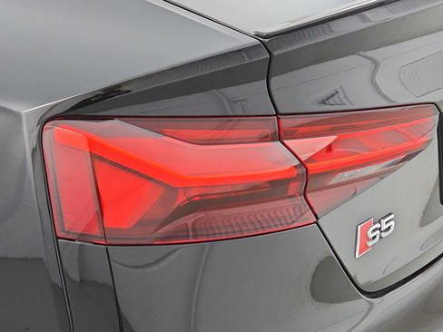 Used 2025 Audi S5 Premium Plus image 35