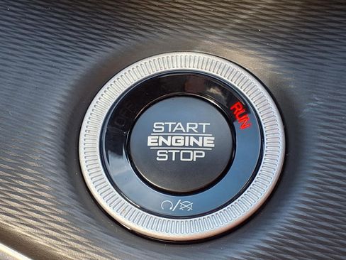 New 2026 Jeep Grand Cherokee L Laredo image 13