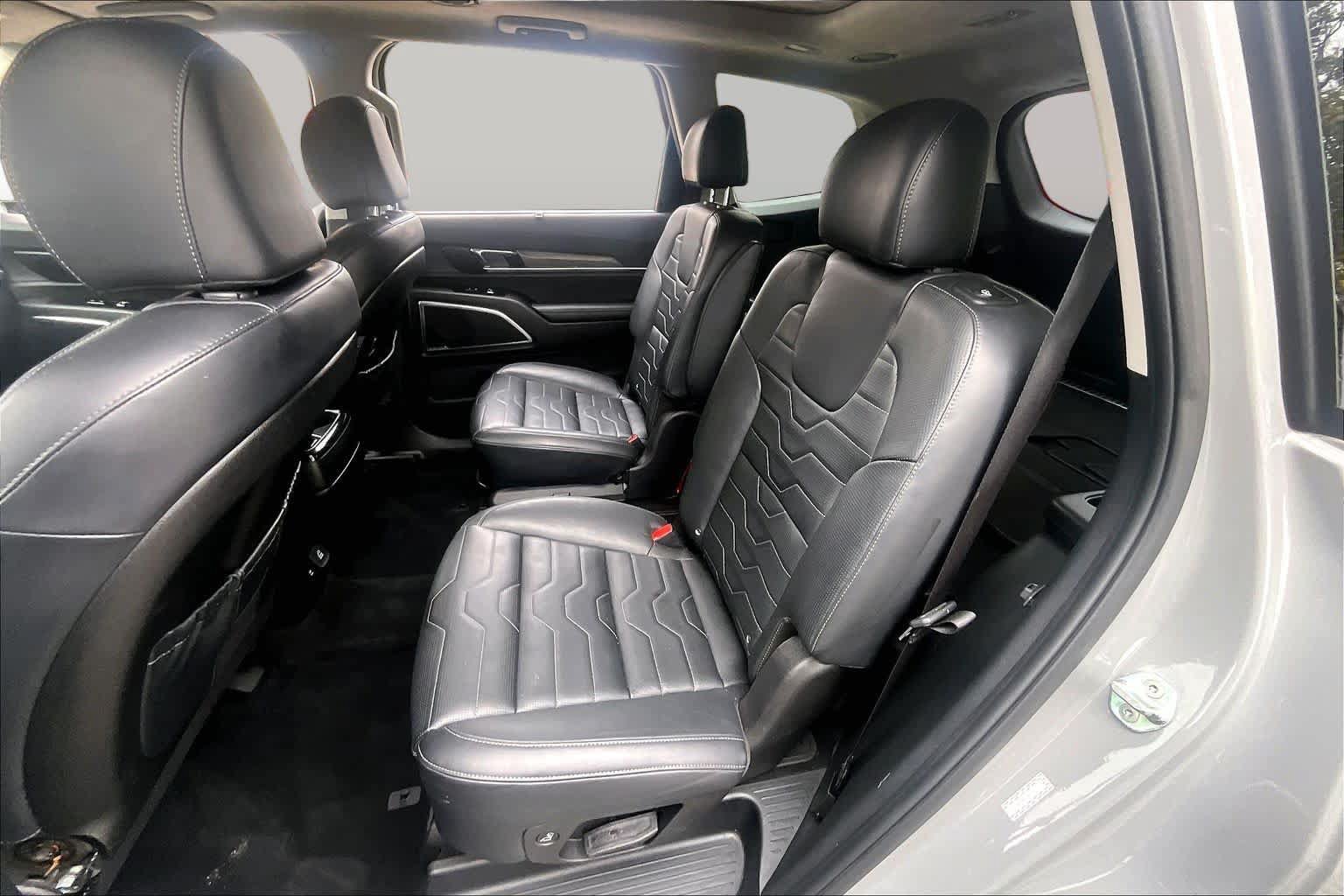 Used 2022 Kia Telluride SX w/ SX Prestige Package AWD/4WD image 20