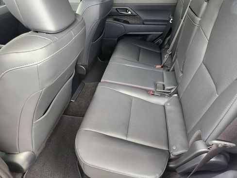 Used 2025 Lexus GX 550 AWD/4WD image 28