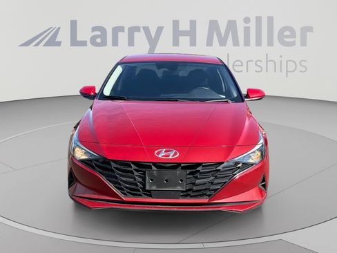 Used 2022 Hyundai Elantra SEL w/ Convenience Package FWD image 5