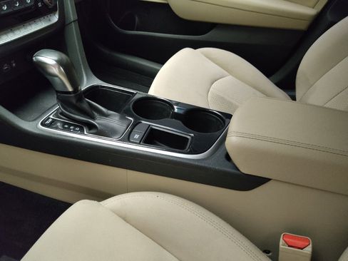 Used 2018 Hyundai Sonata SEL FWD image 26