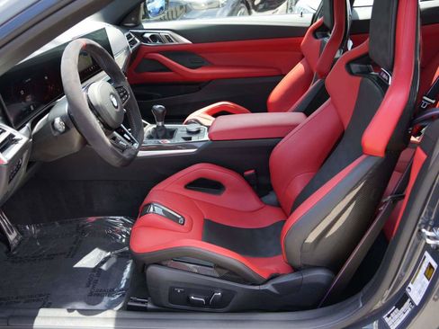 Used 2025 BMW M4 Coupe w/ Carbon Package RWD image 16