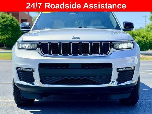 Used 2023 Jeep Grand Cherokee L Limited RWD image 5