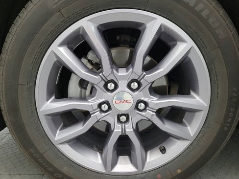Used 2023 GMC Terrain SLT AWD/4WD image 31