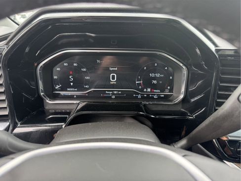 Used 2024 GMC Sierra 1500 SLT AWD/4WD image 17