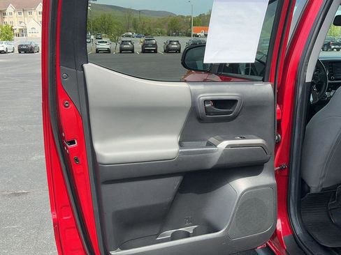 Certified 2023 Toyota Tacoma SR5 w/ SX Package AWD/4WD image 31